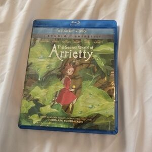 The Secret World of Arrietty (DVD + Bluray Set